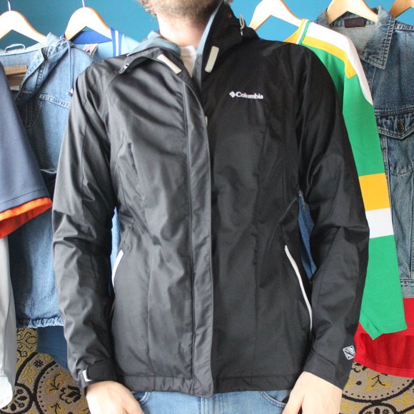 Columbia Jackets & Blazers - 2011 Women’s Columbia Interchange Omni-Tech Jacket